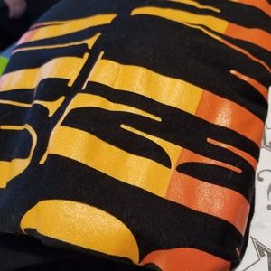 Medium Jeffree Star Can't Relate Shirt